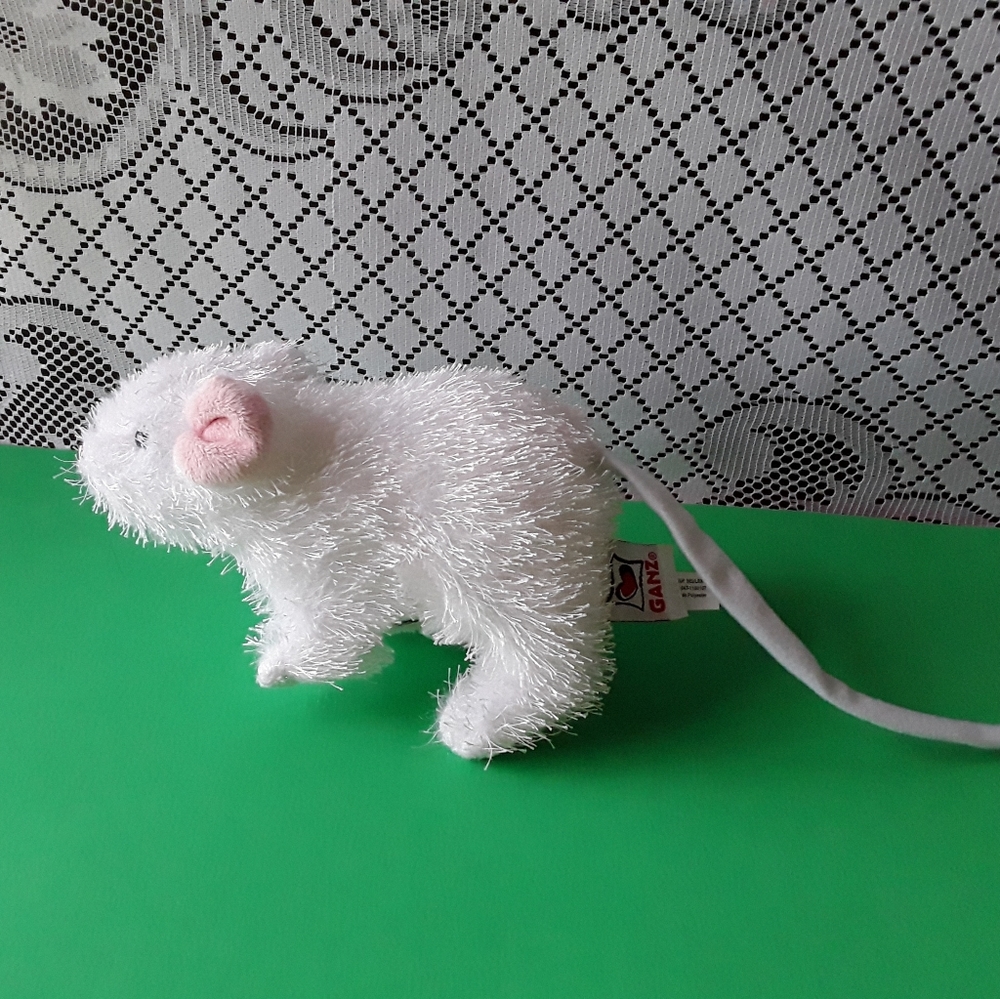 Ganz Webkinz White Mouse Lil Kinz HS207 Plush 6 in